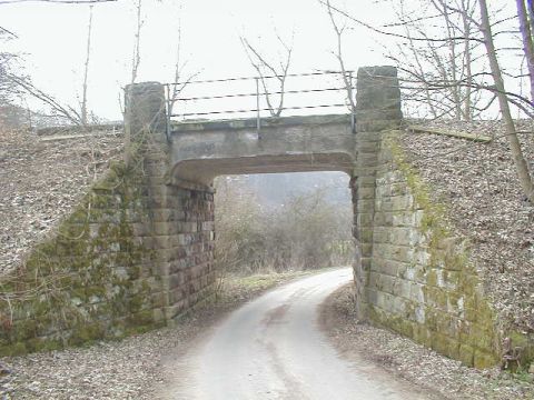 Brcke zwischen Trubenhausen und Hundelshausen