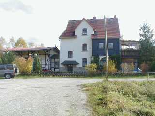 Bahnhof Gro�t�pfer, Vorderseite