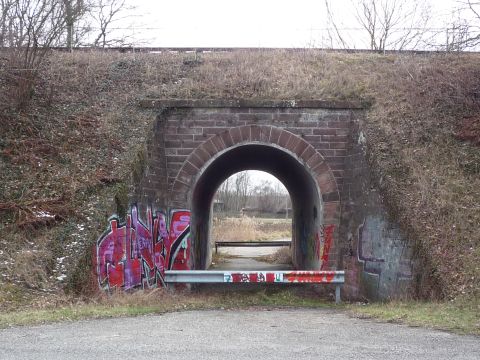 Br�cke �ber einen Weg