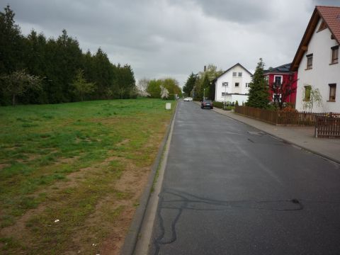 Zwischen Graben-Neudorf und Hochstetten