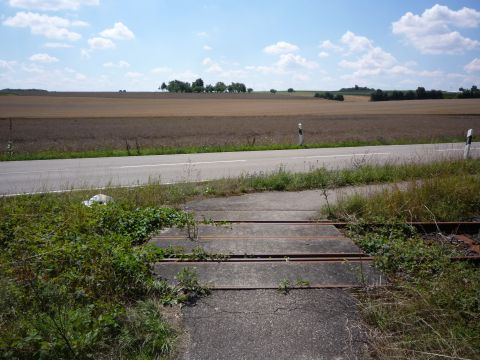 Fugngerbergang hinter dem Bahnbergang 