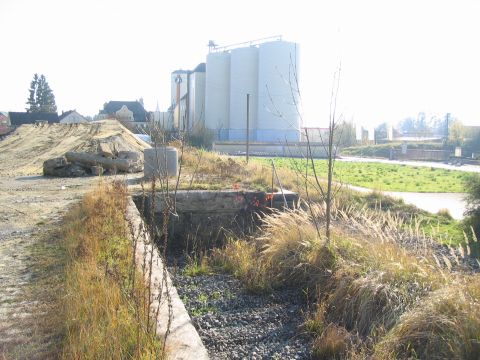 Laderampe und Gleisende Thannhausen