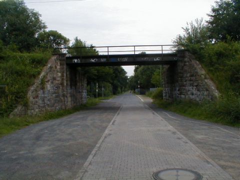 Br�cke �ber die Giesenallee