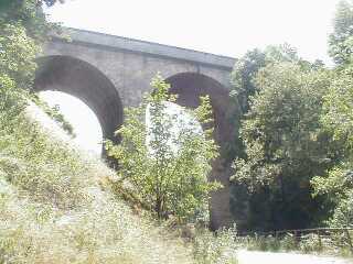 Talbrücke Frielendorf, Ostseite von unten