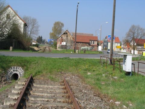 1. Bahnübergang in Warza