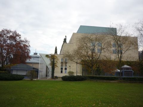 Einfahrt in den Bahnhof Bahnhof Baden-Baden