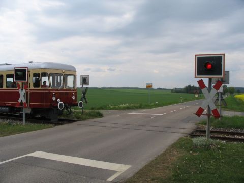 Bahn�bergang Waldhausen