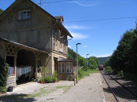 Bahnhof Hütten