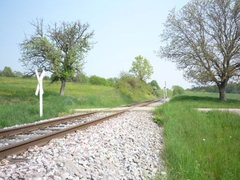 Bahn�bergang zwischen Heimerdingen und Weissach