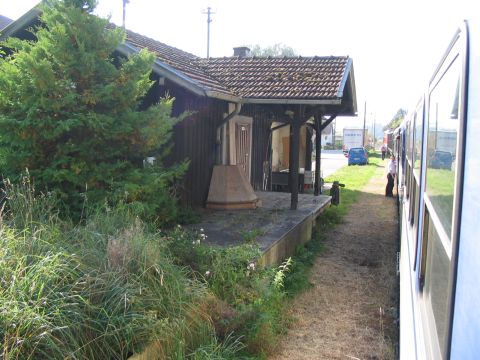 Haltestelle Mittelneufnach