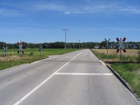 Bahn�bergang vor T�rkheim