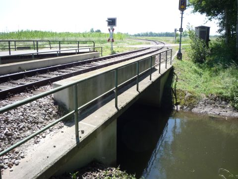 Br�cke �ber den Rheinniederungskanal