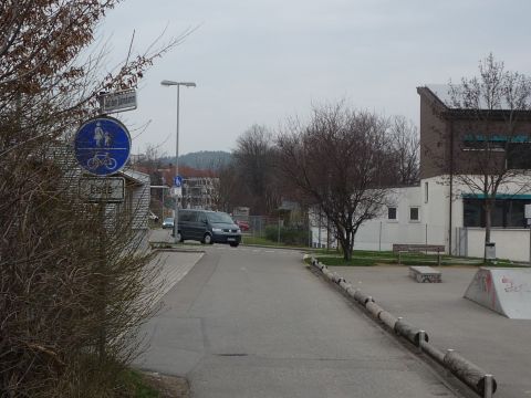 Abzweig und Haltepunkt Eningen-Spinnerei