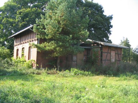 Bahnhof Holzsu�tra