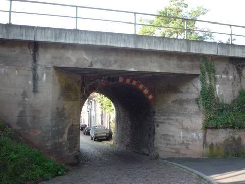 Br�cke �ber die Bergstra�e