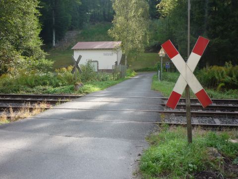 Bahn�bergang �ber einen Forstweg