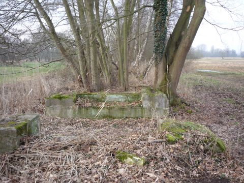 1. Br�cke �ber einen Wasserdurchlass