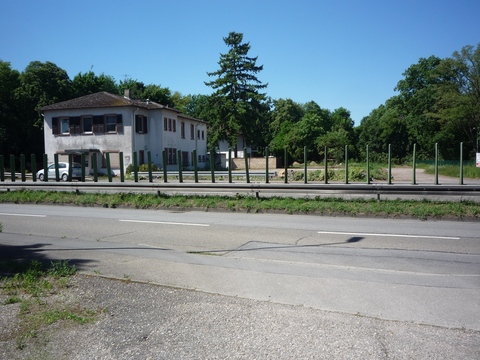 Bahn�bergang �ber die Talhausstra�e