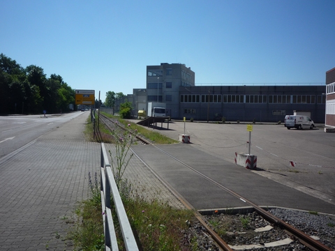 Bahn�bergang Industriegebiet Hockenheim Talhaus
