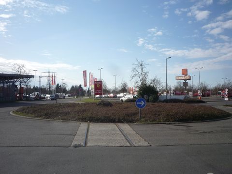 Gleisrest im Industriegebiet