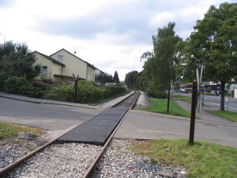 Bahn�bergang Gro�engstingen