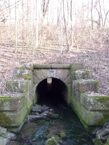 Durchlass des Gr�ndelbachs