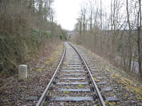 Abw�rts zum Neckar