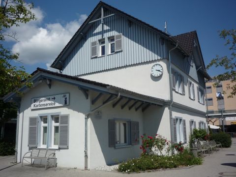 Bahnhof Bernhausen