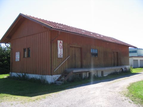 G�terschuppen Legau