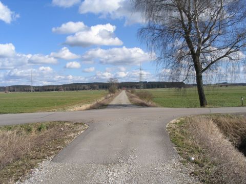 Bahn�bergang �ber die Stra�e von Kellm�nz nach Winterrieden