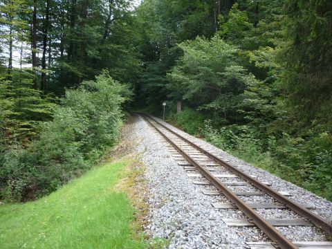 Bahn�bergang hinter der Sporeneggb�cke