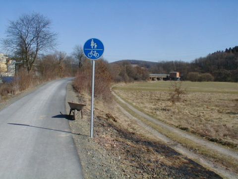 Zufahrt zur Fuldabr�cke