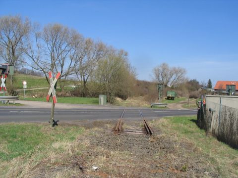 Bahn�bergang bei der Ortseinfahrt von Lauterbach
