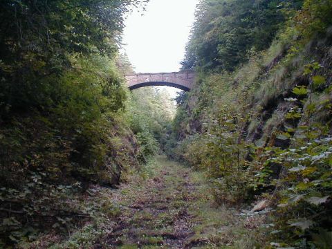 Br�cke �ber der Einschnitt Auwallenburg