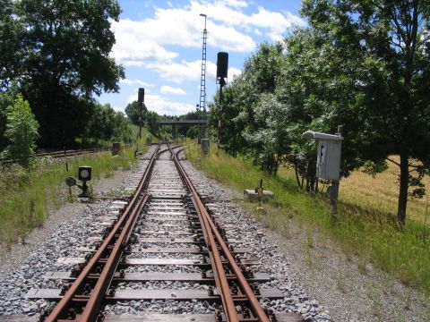 Einfahrt in den Bahnhof Oberheutal