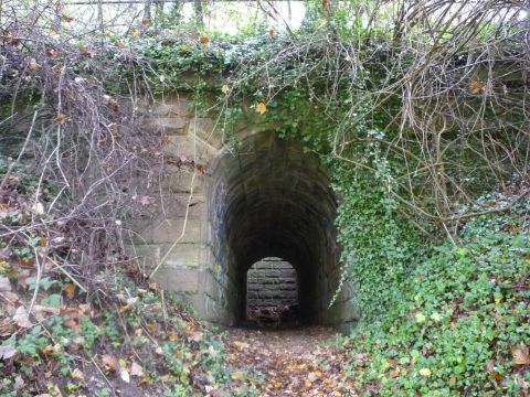 Fu�g�ngerdurchgang bei Heumaden