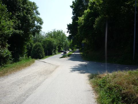 Bahn�bergang �ber die Fabrikstra�e