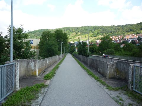 Br�cke �ber das Tal und die W�rzburger Stra�e