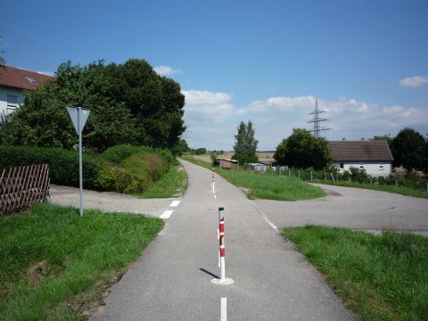 Bahn�bergang �ber den Lilienbachweg