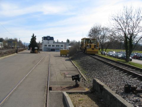 Zufahrt Leonhard Weiss