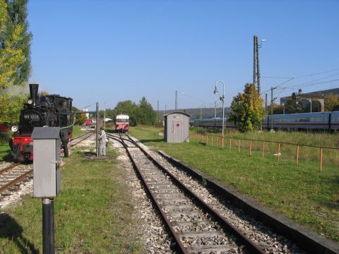 Zufahrt zum Schmalspurbahnhof
